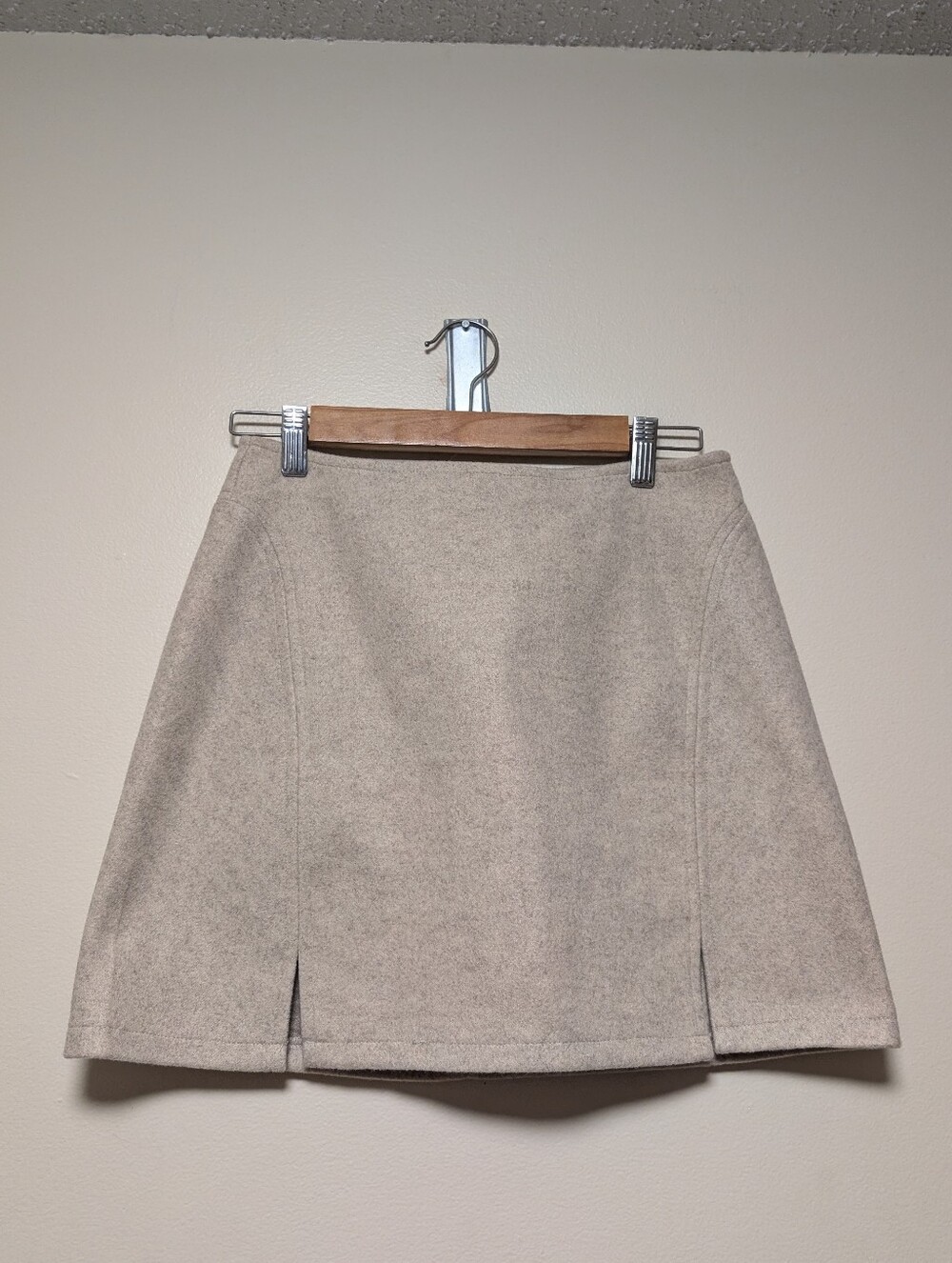 EXLURA Beige A-Line Mini Skirt Size Small Soft Brushed Fall Preppy